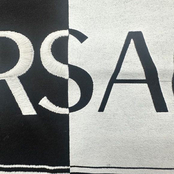 NWT Authentic Versace Men's Black & White Embroidered Logo Shirt - Size L - Picture 12 of 12